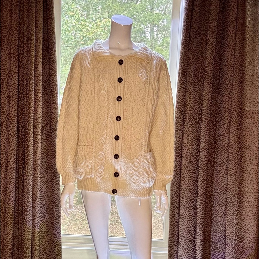Traditional Button down Aran Sweater Hand Knitted in Scotland 100% wool Size M